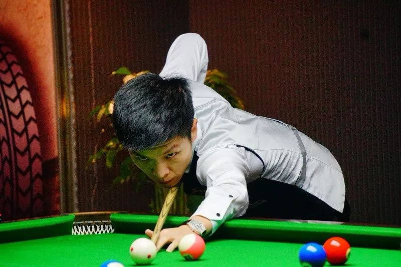 阶段中首次 阶段中首次